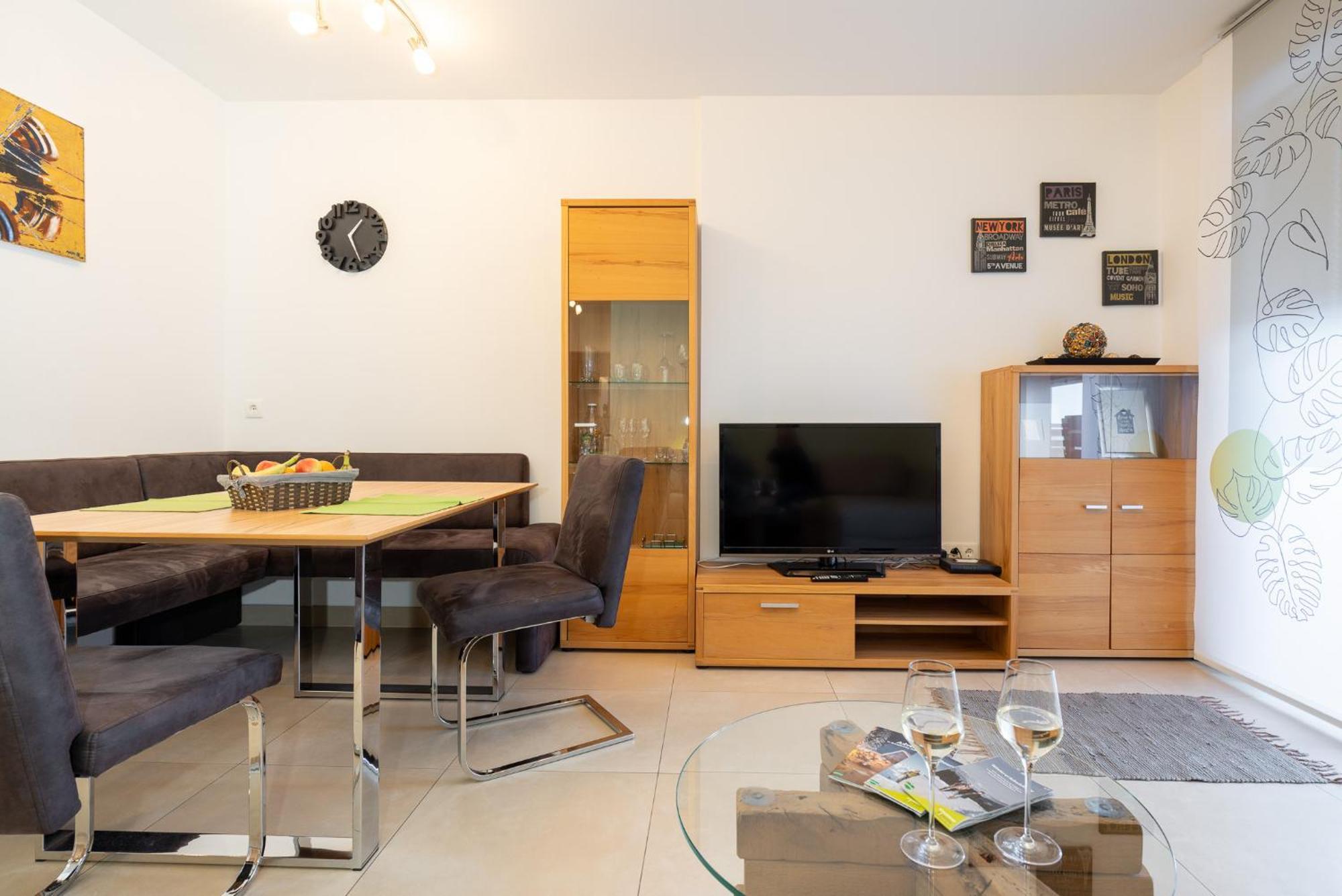 Appartement Klosterhuegel Haus im Ennstal Buitenkant foto