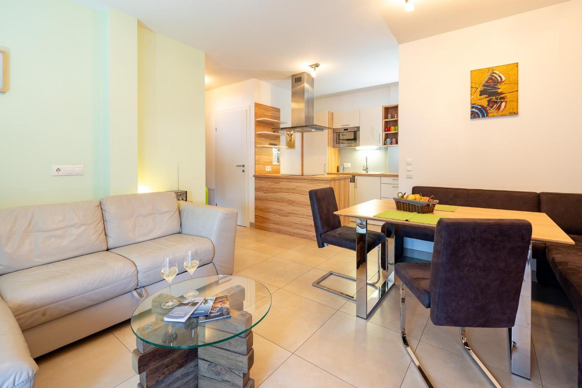 Appartement Klosterhuegel Haus im Ennstal Buitenkant foto