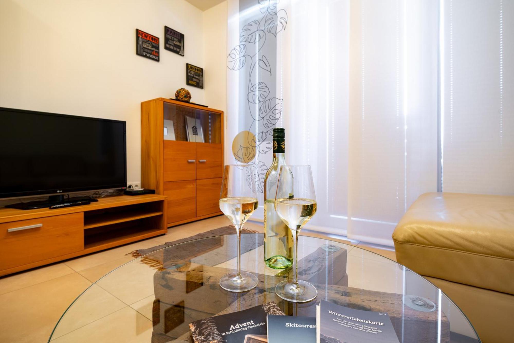Appartement Klosterhuegel Haus im Ennstal Buitenkant foto